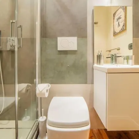 Apartament Trilocale Sulla - Parcheggio Privato *