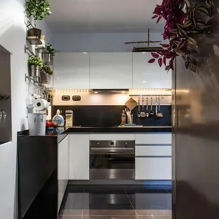 Trilocale Sulla - Parcheggio Privato Apartament Genua