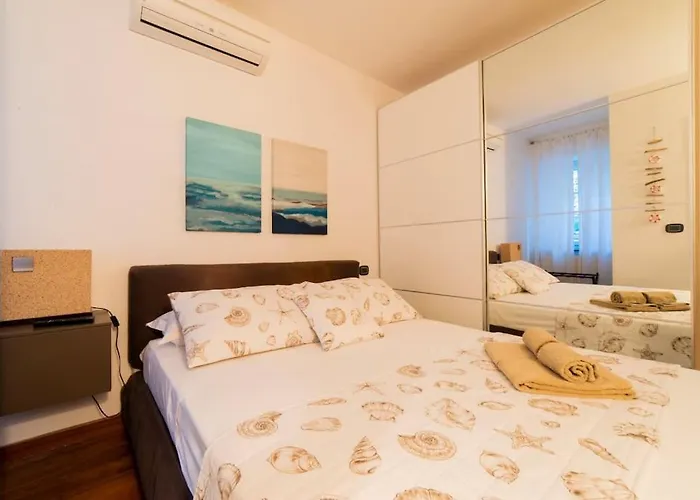 Trilocale Sulla - Parcheggio Privato Genova