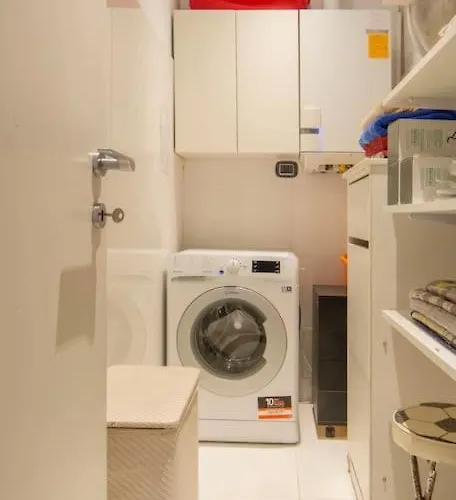 Trilocale Sulla - Parcheggio Privato Apartman