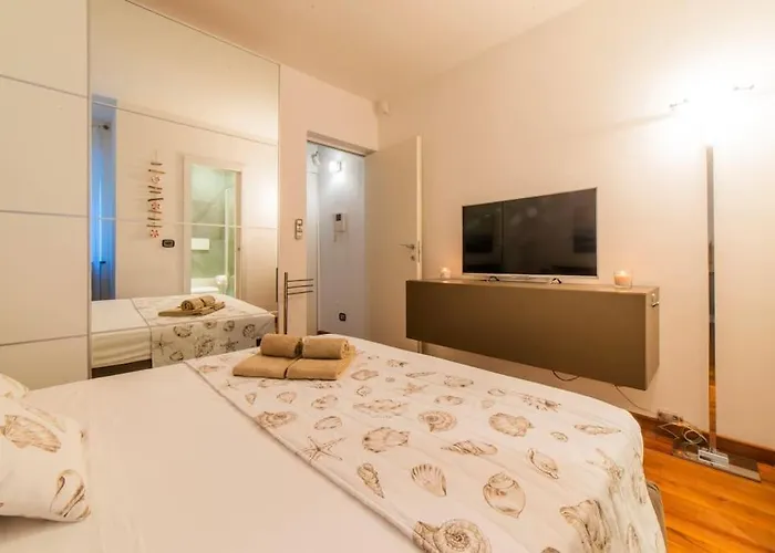 Trilocale Sulla - Parcheggio Privato Genova